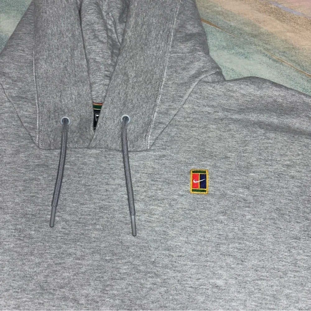Nike Tennis Nike Court Logo Gray 100% Cotton Men’s Hoodie size 2XL